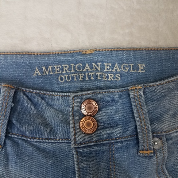American Eagle Artist Crop Denim Capris Sz 10 - Picture 4 of 8